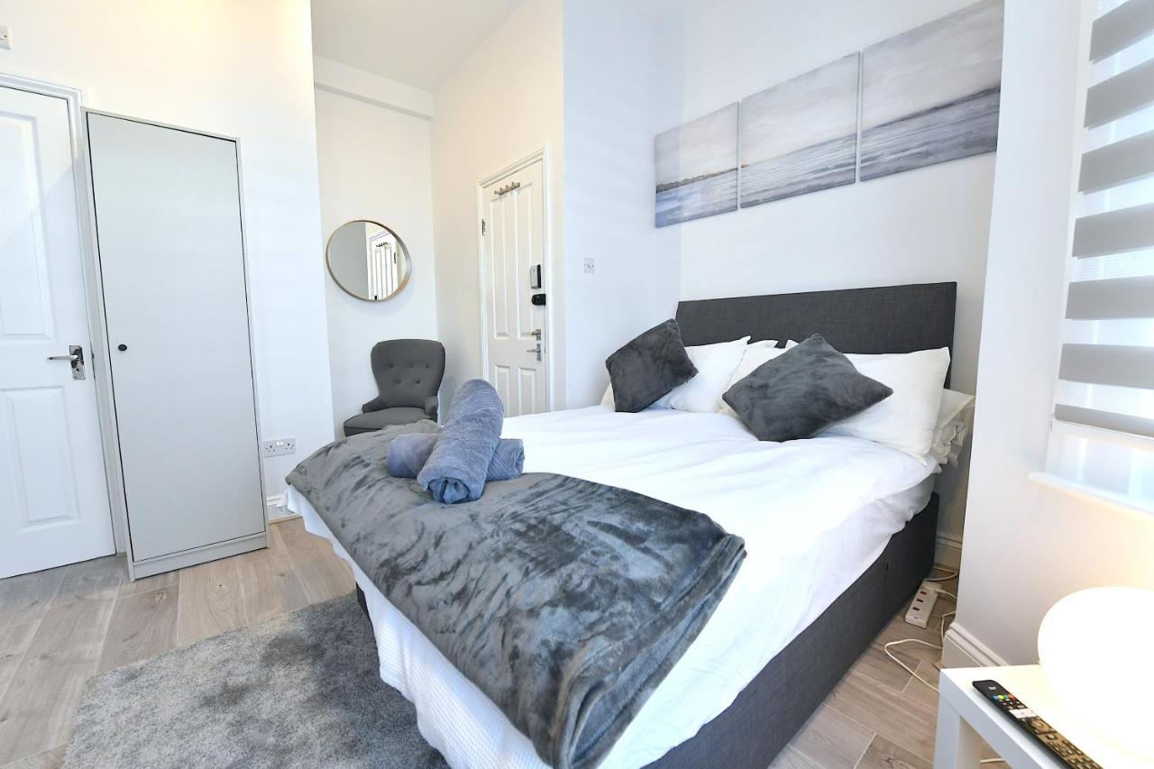Central London Luxury Studios Fulham Close To Underground Newly Refurbished 외부 사진